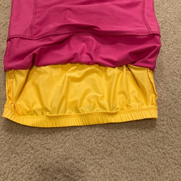 Large Champion Athletic Tank - Picture 4 of 4